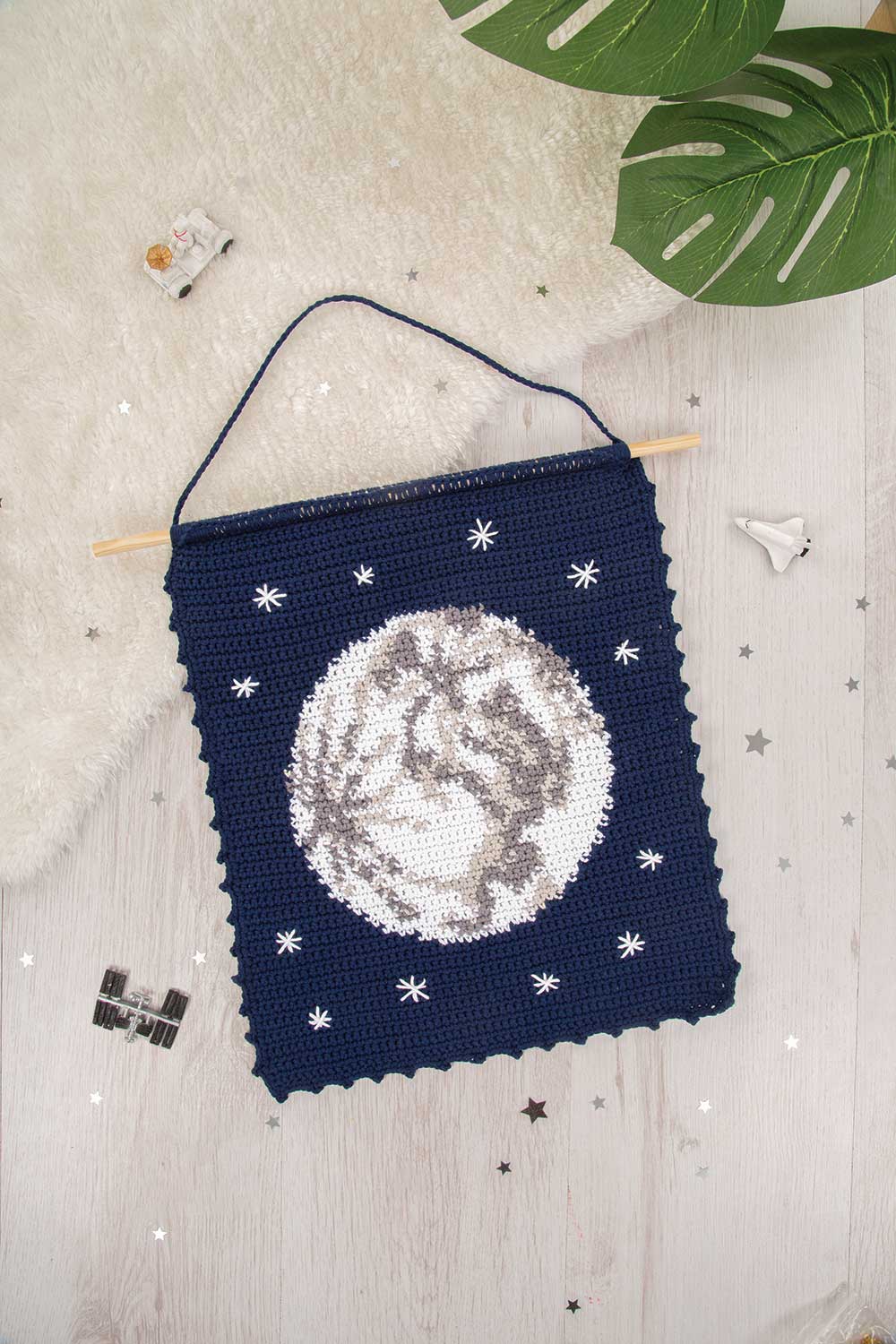 Cosmic Crochet book - Image 3