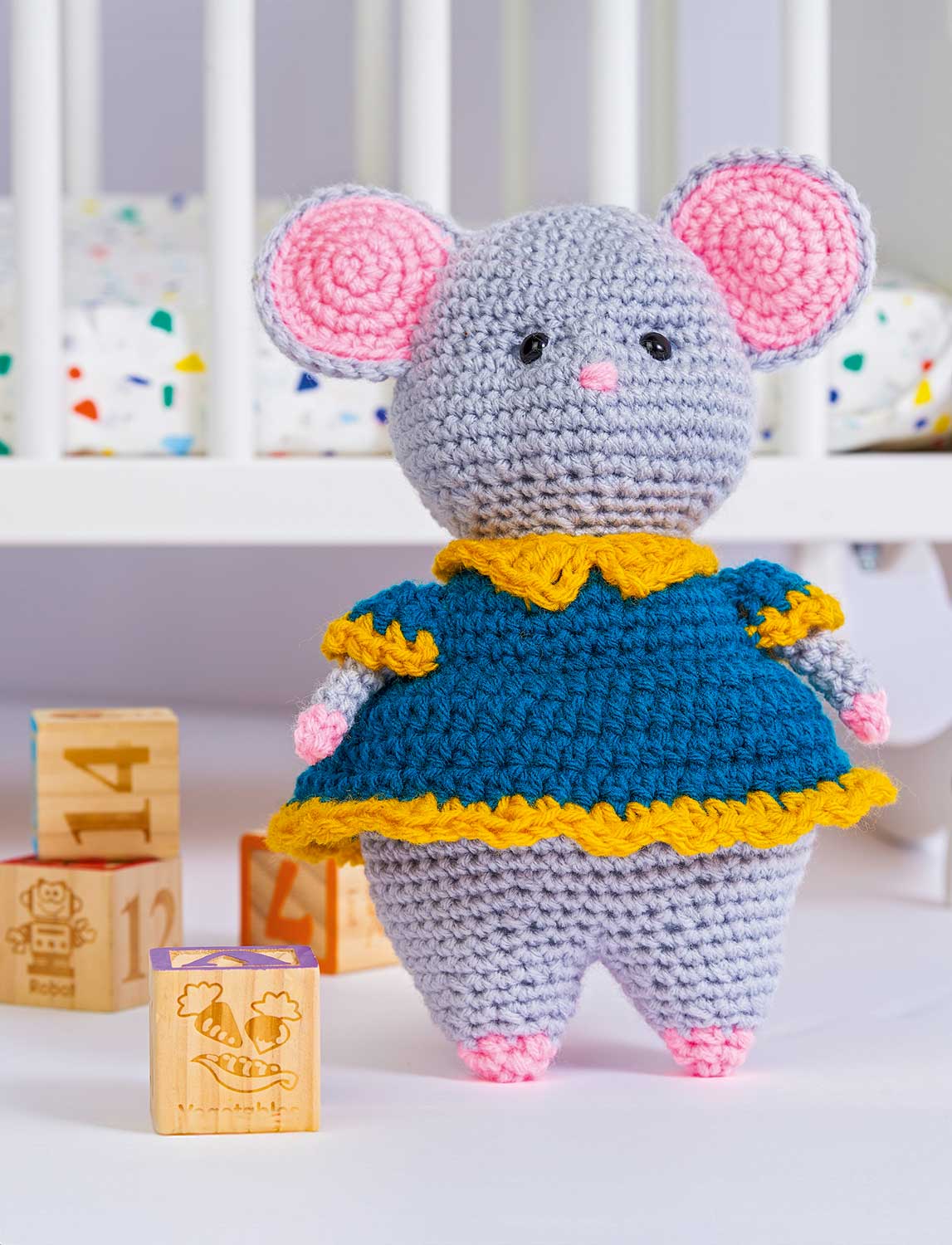 Crochet Made Simple Magazine #010 - Image 5