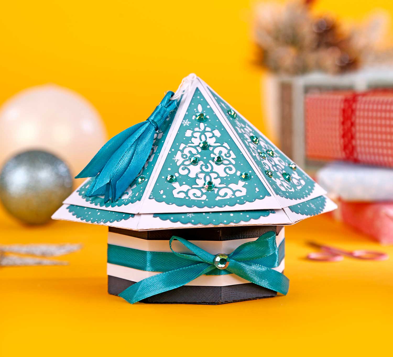 Die-Cutting Essentials Magazine #132 - Image 5