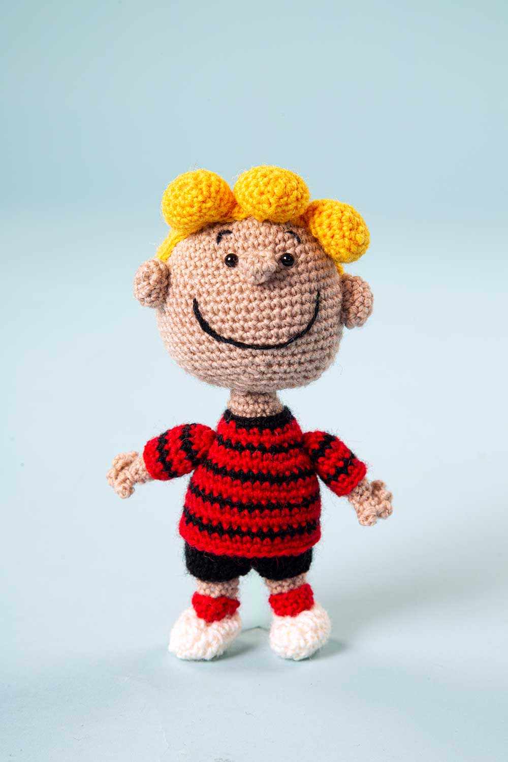 Peanuts Official Crochet Collection book - Image 8
