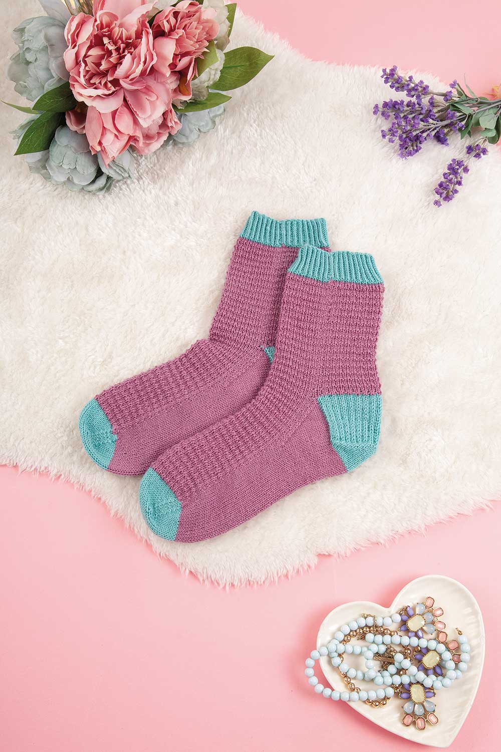 The Ultimate Knitted Socks Handbook - Image 3