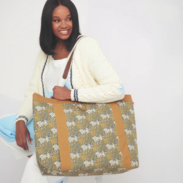 Love Sewing Magazine #143 - Image 5
