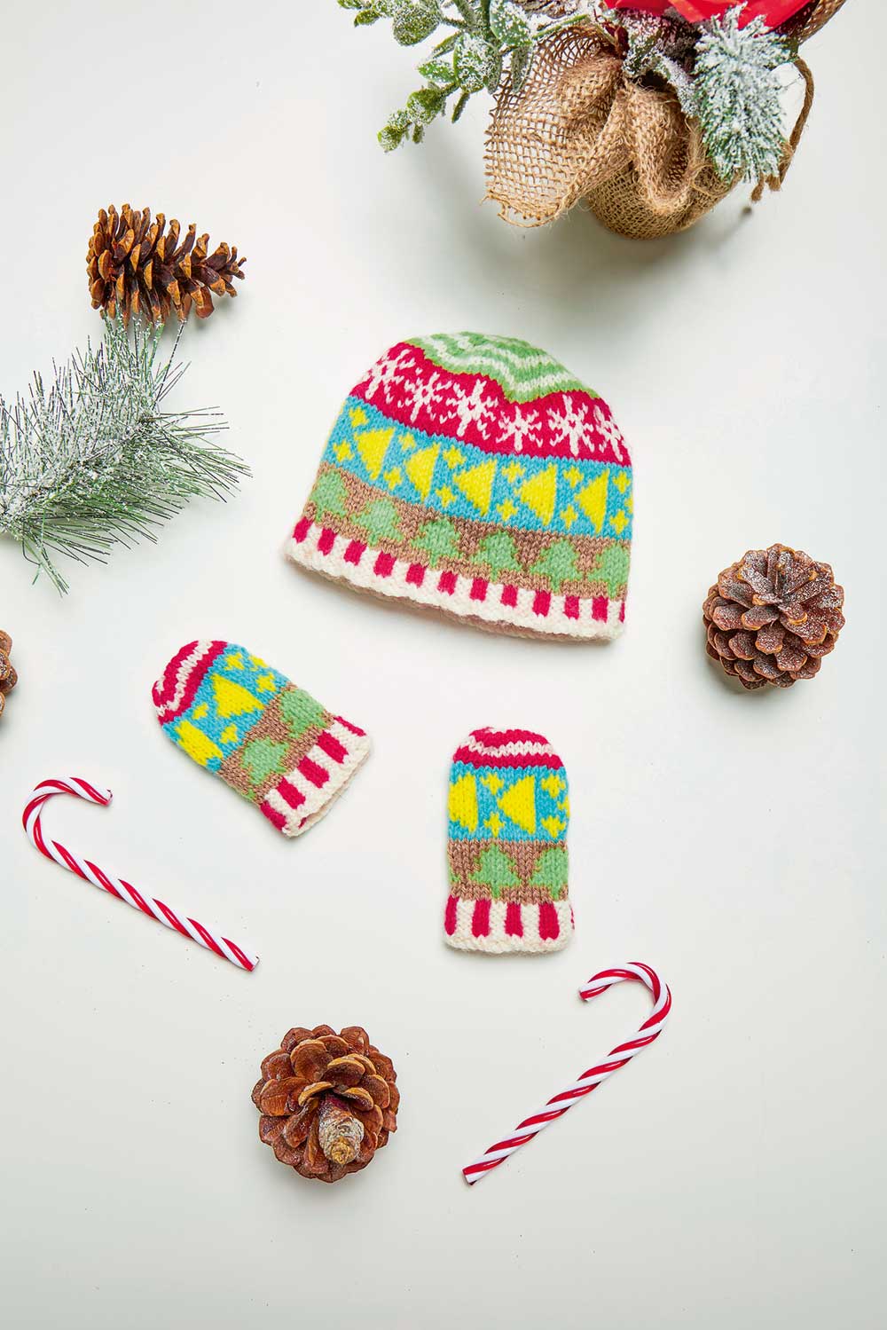 Quick & Easy #005 - Knits for Christmas - Image 4