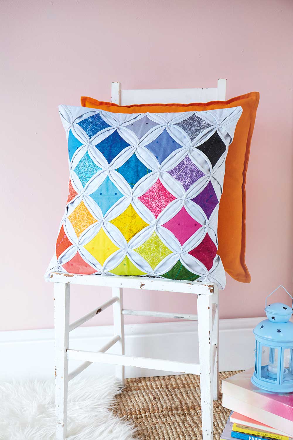 Quilting & Patchwork Encyclopedia book - Image 2